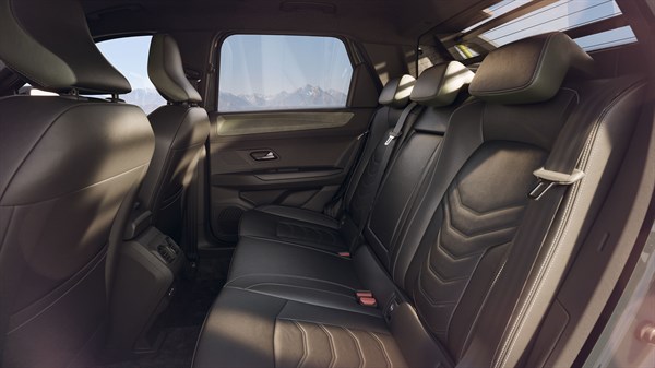 comfortable and spacious for everyone - Renault Niagara