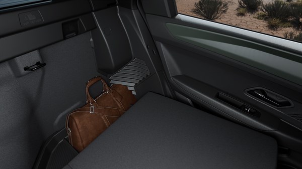 secured interior storage - Renault Niagara